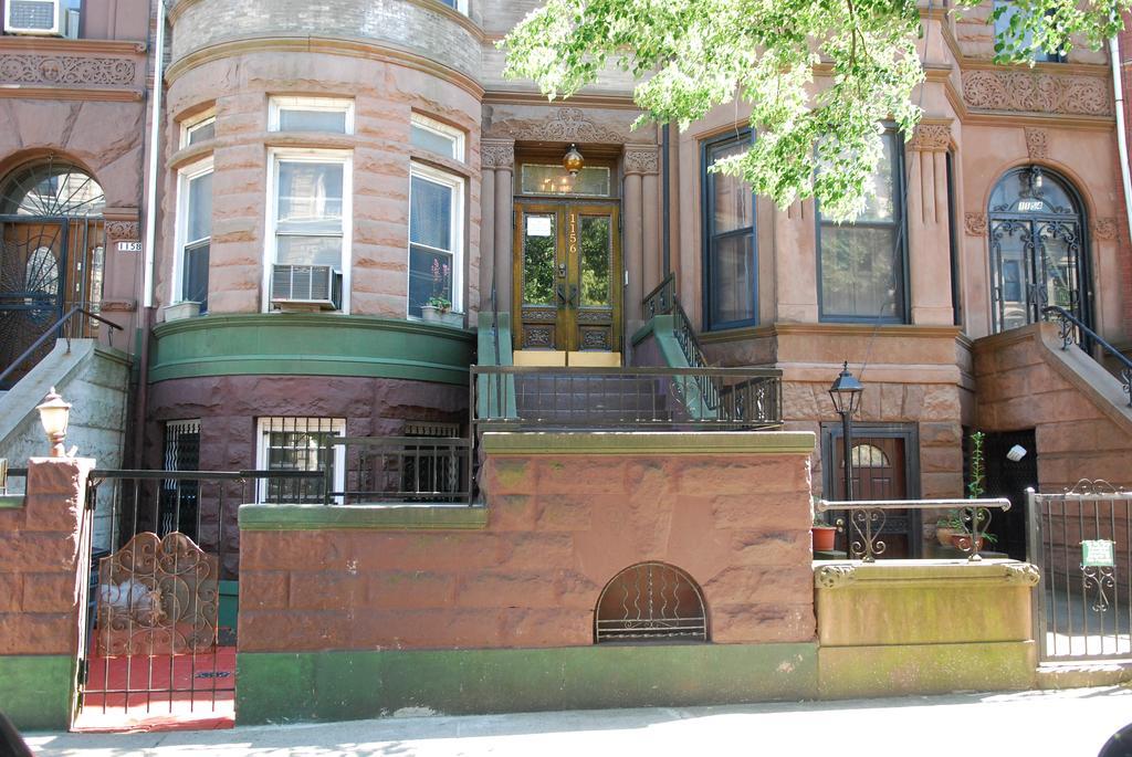 Missing Lantern Resident Suites New York City ภายนอก รูปภาพ